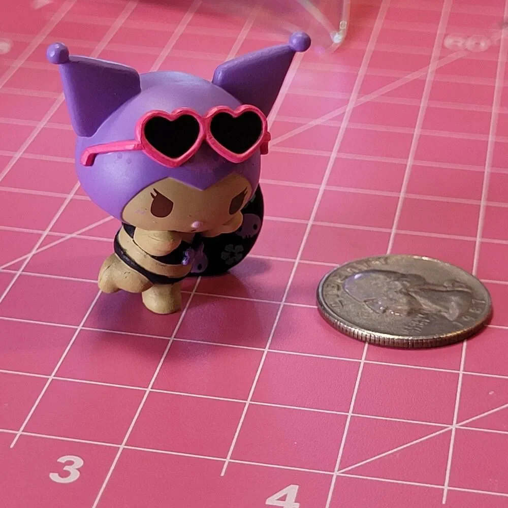 Kuromi - Sanrio Purple Tanned Vacation Mini Figure